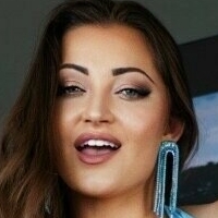 ashhollywood Naakt