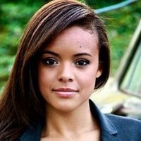 Aubrey Cleland Naakt
