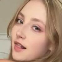 Ava Mathis Naakt