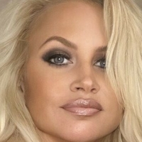 AvaLynn Daniels Naakt