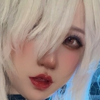 AxunkaOri Naakt