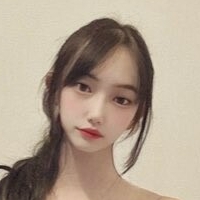 Ayoung Naakt