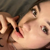 Ayumiw Naakt