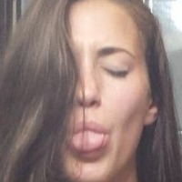 Azrael Renee Naakt