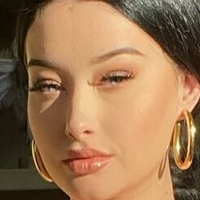 Baddie Madi Naakt