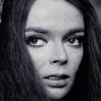 Barbara Steele Naakt