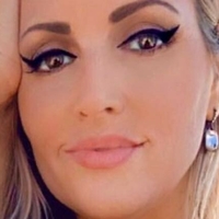 Barbie Howell Naakt
