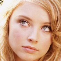 Beatrice Harnois Naakt
