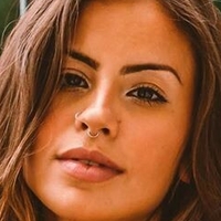 Beatriz Assis Naakt