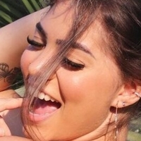 Beatriz Oliveira Naakt