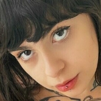 Becca Razzo Naakt