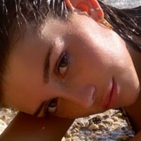 Bella Azzata Naakt