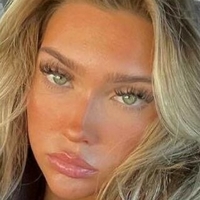 Bella Lakey Naakt