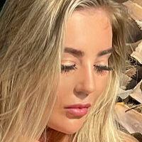 bethanylilyapril Naakt