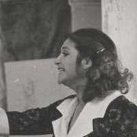 Betty Valassi Naakt
