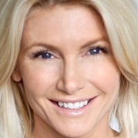 Brande Roderick Naakt