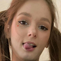 bratgf Naakt