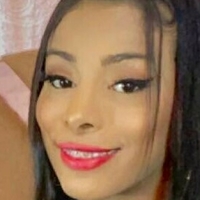 Briana Ariza Naakt