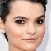 Brianna Hildebrand Naakt
