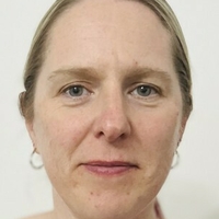 British_SMALL_MOM Naakt