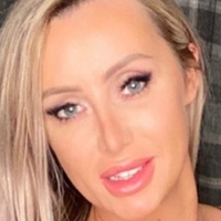 Britishblonde Naakt