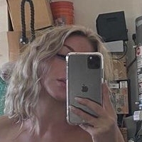 Brittanienash Naakt