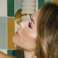 Brittney Palmer Naakt