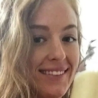 busty_ir_housewife Naakt