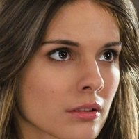 Caitlin Stasey Naakt