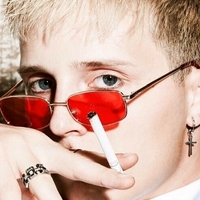 callmekarizma Naakt