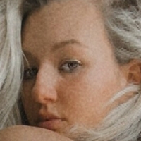 Carlie Nicole Naakt