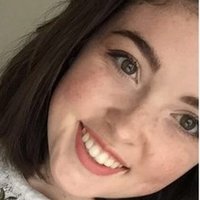 Carly Leonard Naakt