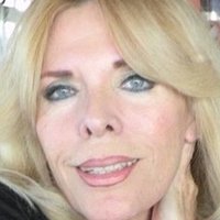 Carmelina Encinas Naakt