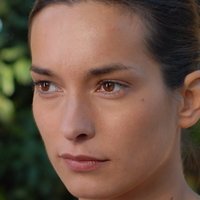 Carole Brana Naakt