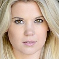 Caroline Arapoglou Naakt