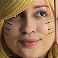 Caroline Jones Naakt
