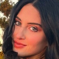 carolineeex Naakt