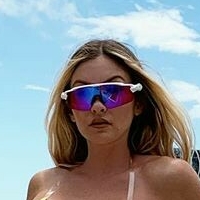Casi Davies Naakt