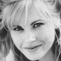 Catherine Sutherland Naakt
