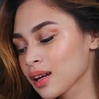 Catryona Lei Naakt