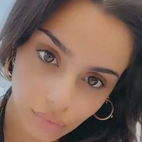 Celina Sharma Naakt