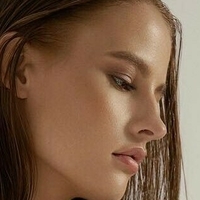 Celine Peschek Naakt