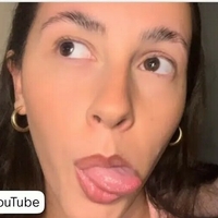 Ceri ASMR Naakt