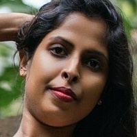 Chanulya Naakt