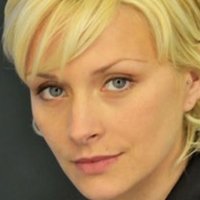 Charlotte Becquin Naakt