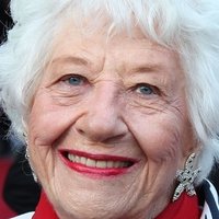 Charlotte Rae Naakt
