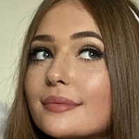 Charlottiie Naakt
