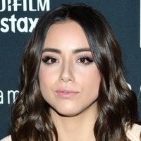 Chloe Bennet Naakt