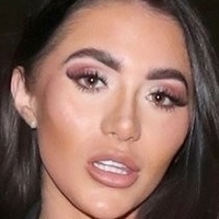 Chloe Brockett Naakt