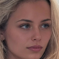 Chloe Hamilton23 Naakt
